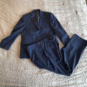 Collection by Michael Strahan Modern Fit Navy Suit